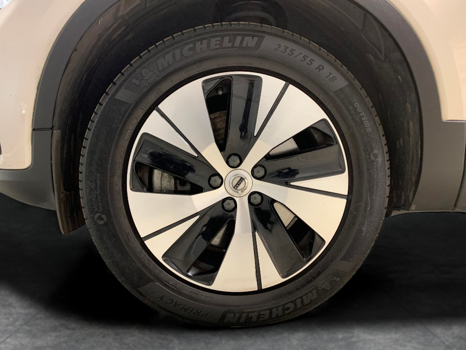 Used Volvo XC40 2022 for sale - 76773693: Photo 22