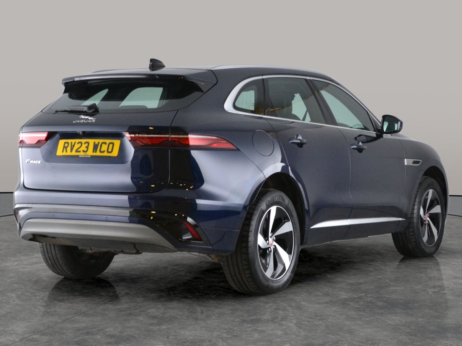 Used Jaguar F-Pace 2023 for sale - 78122630: Photo 11