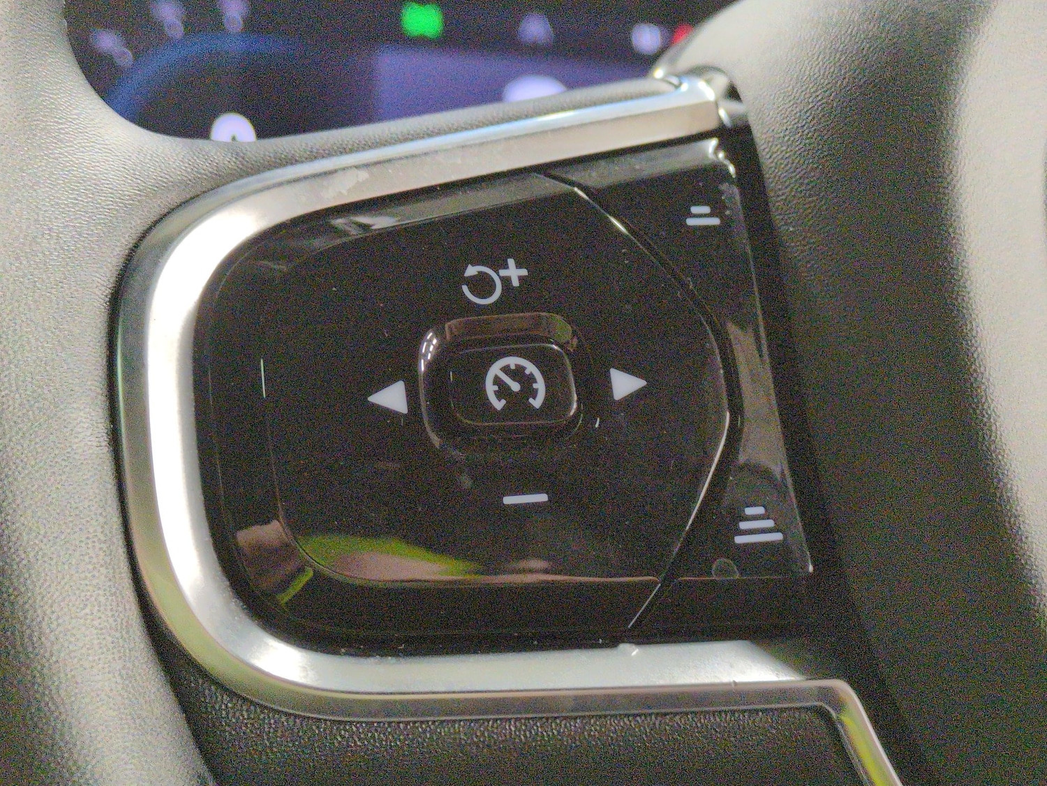 Used Volvo XC60 2022 for sale - 77013293: Photo 19