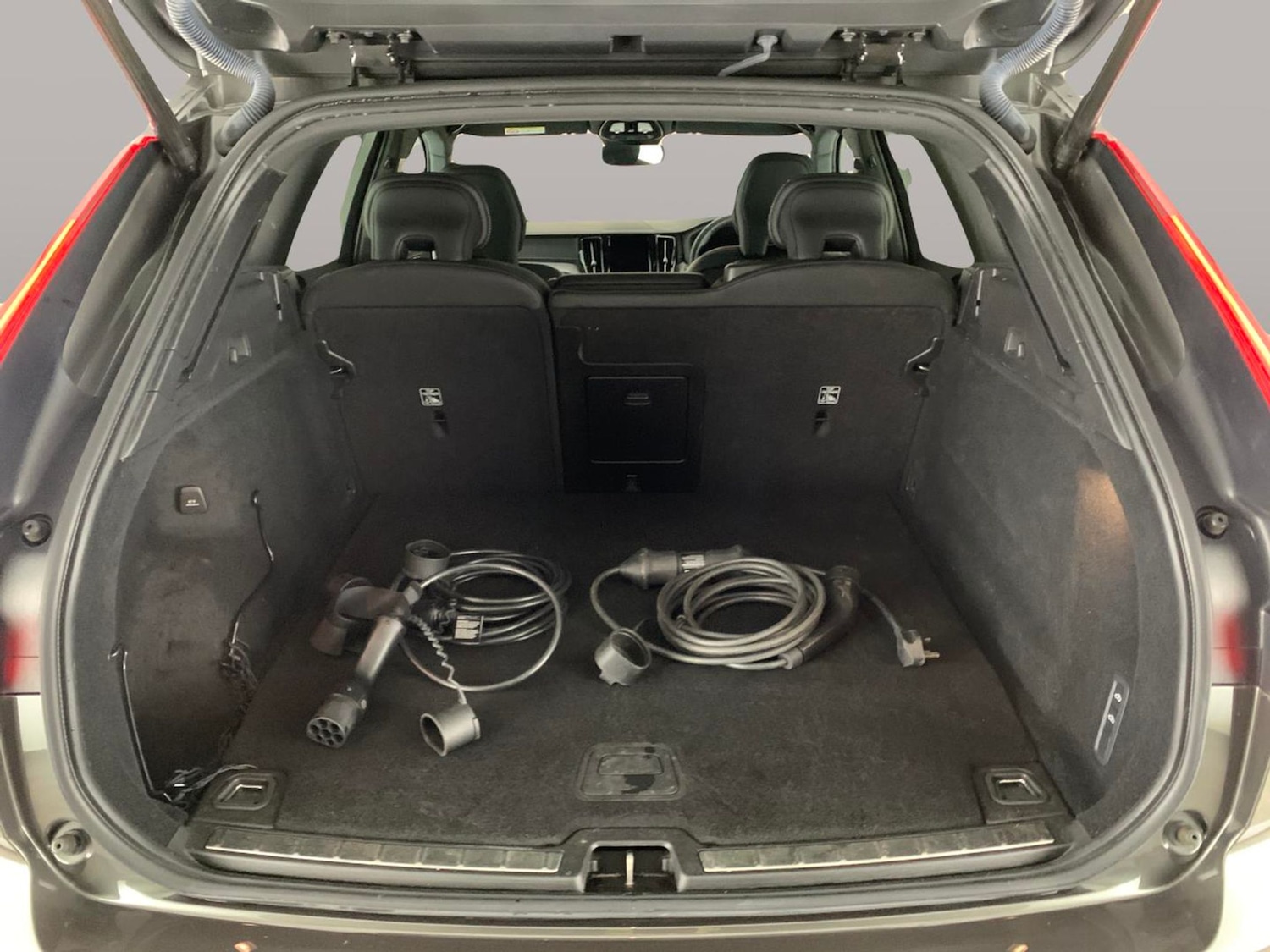 Used Volvo XC60 2022 for sale - 77013293: Photo 36