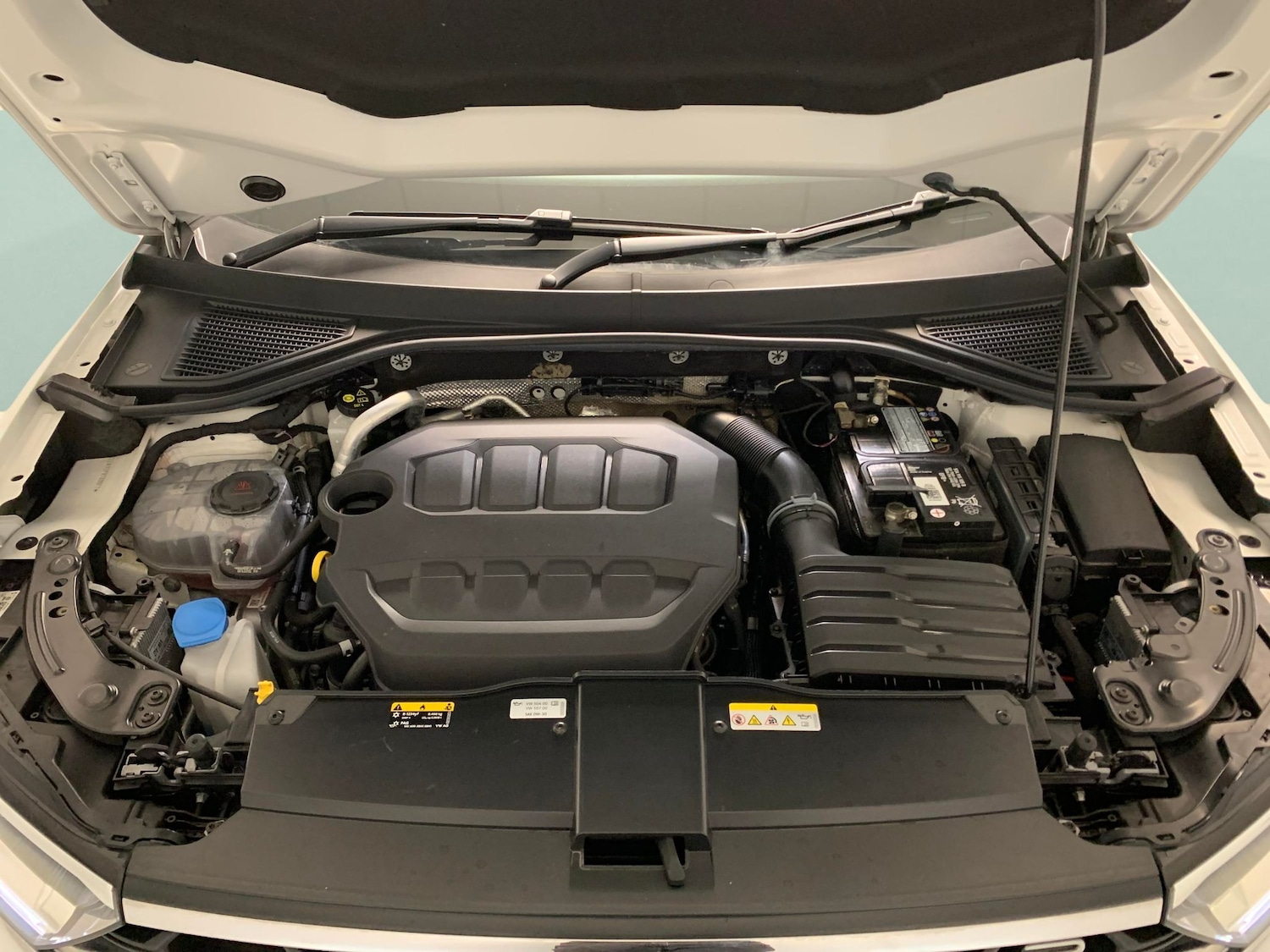 Used Volkswagen T-Roc 2023 for sale - 76668621: Photo 34