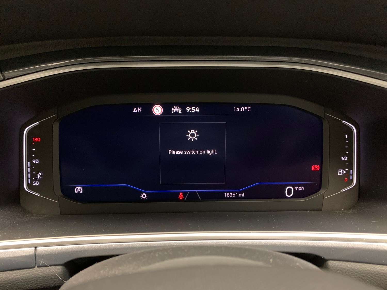 Used Volkswagen T-Roc 2023 for sale - 76480142: Photo 22