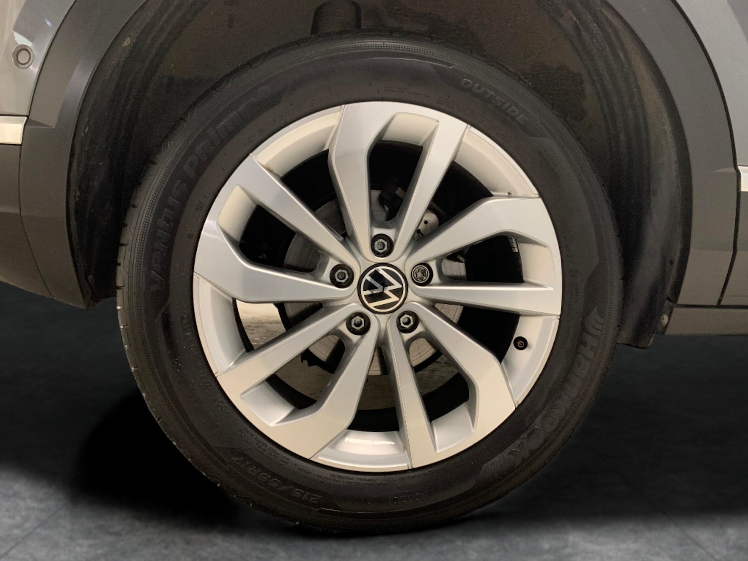 Used Volkswagen T-Roc 2023 for sale - 76480142: Photo 26