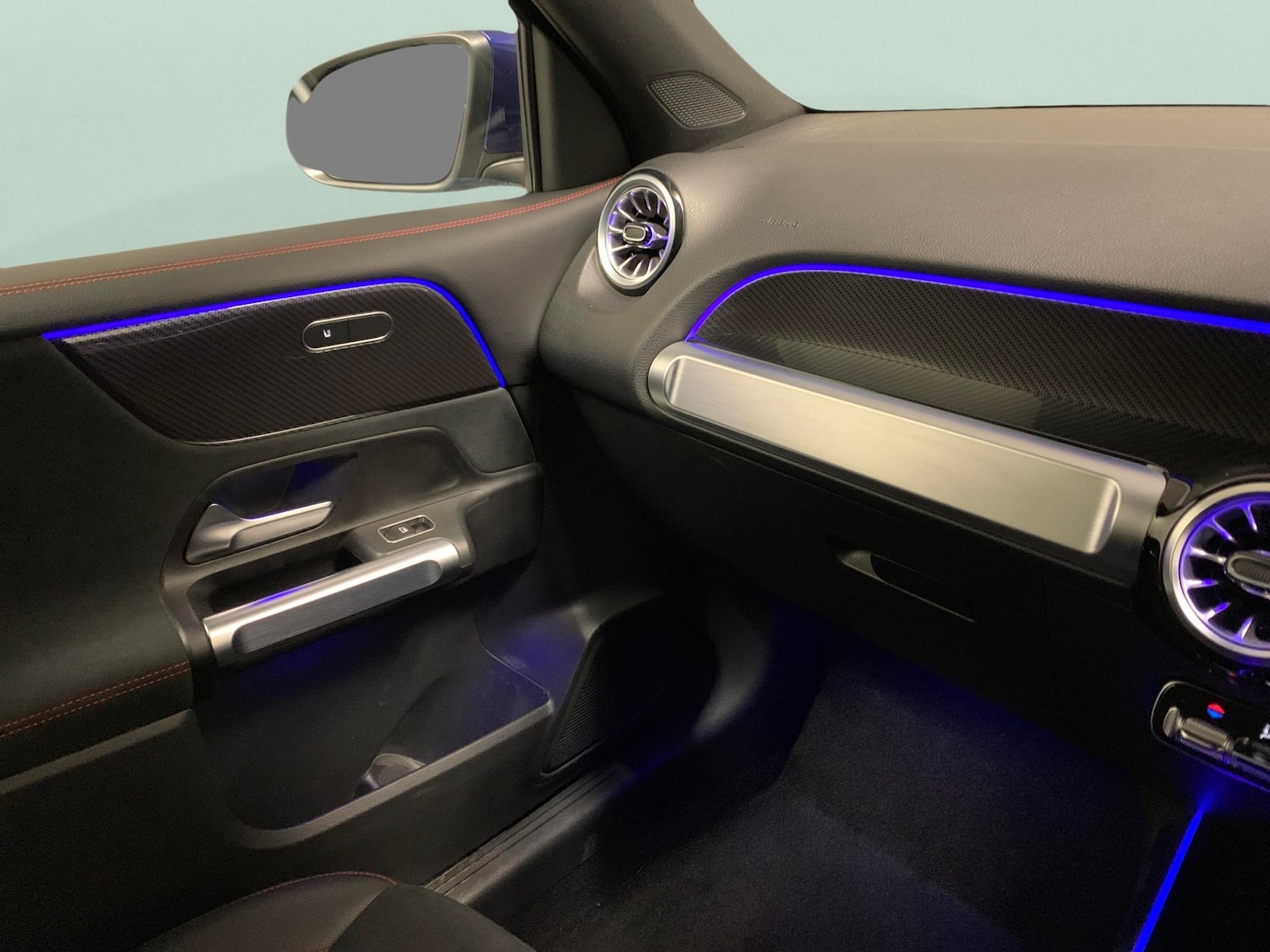 Used Mercedes-Benz GLB 2023 for sale - 76382993: Photo 32