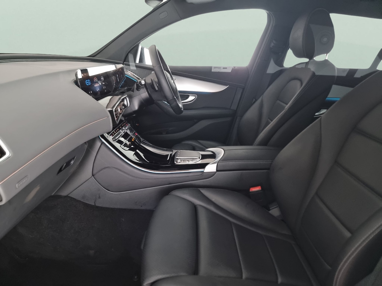 Used Mercedes-Benz EQC 2022 for sale - 76115374: Photo 6