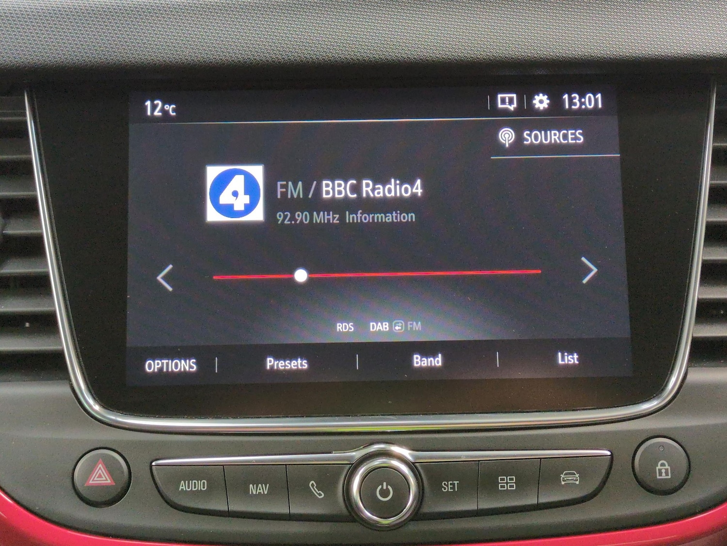 Used Vauxhall Crossland for sale - 76531858: Photo 7