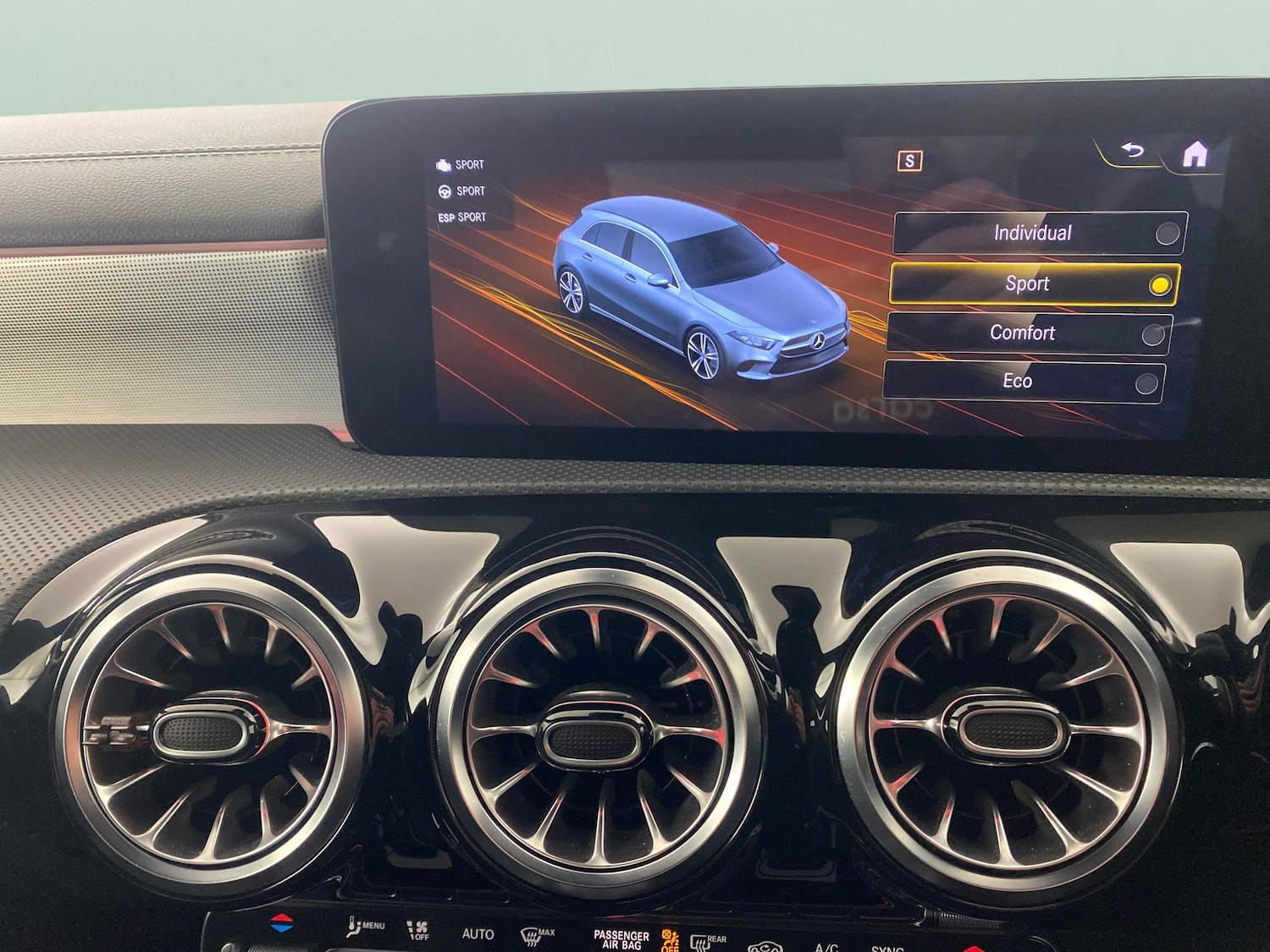 Used Mercedes-Benz A-Class 2022 for sale - 76554989: Photo 18