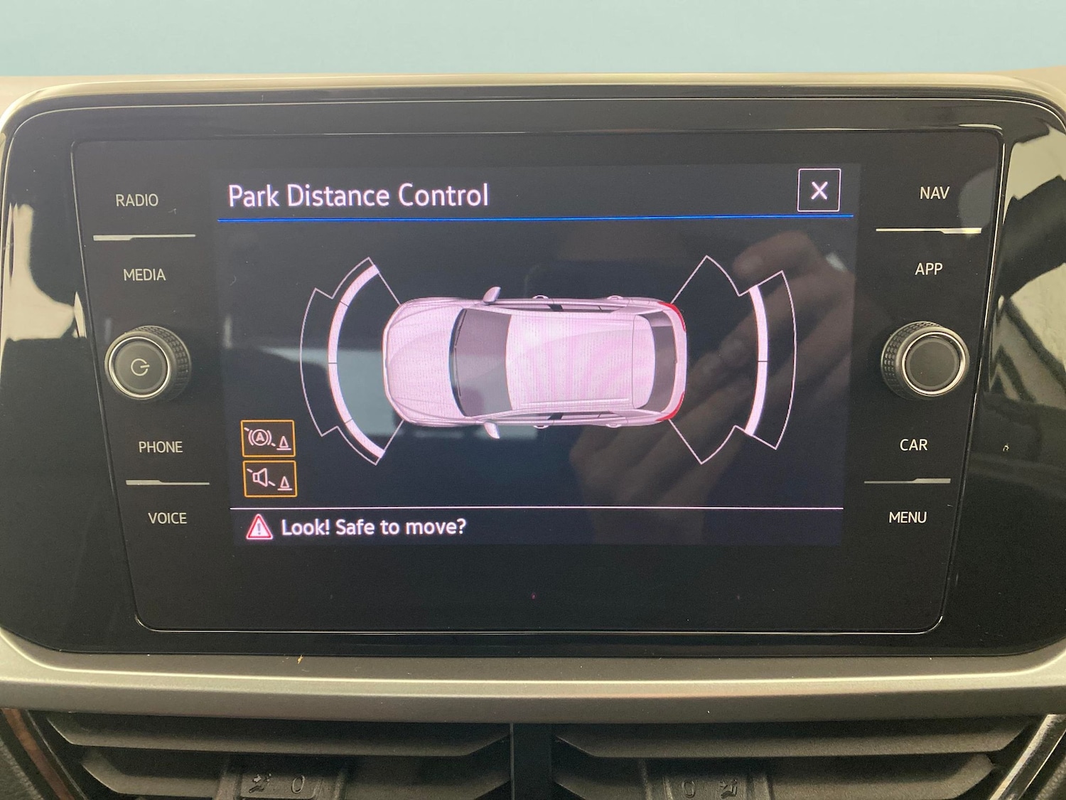 Used Volkswagen T-Roc 2023 for sale - 76046197: Photo 19