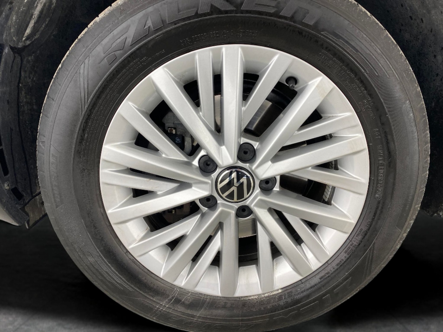 Used Volkswagen T-Roc 2023 for sale - 76046197: Photo 27