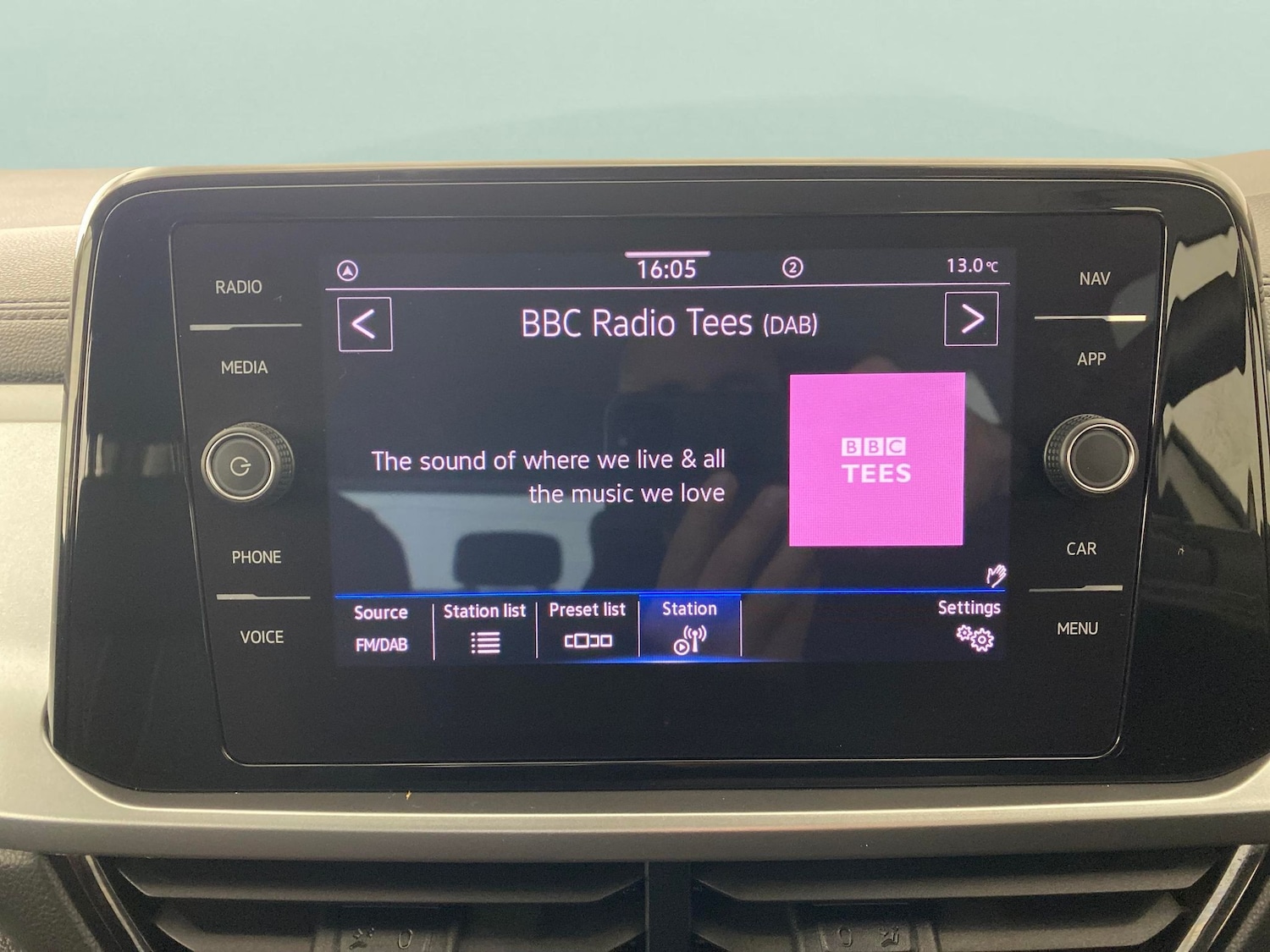 Used Volkswagen T-Roc 2023 for sale - 76046197: Photo 6