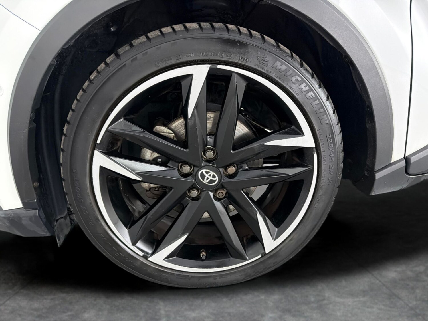 Used Toyota C-HR for sale - 77660756: Photo 23