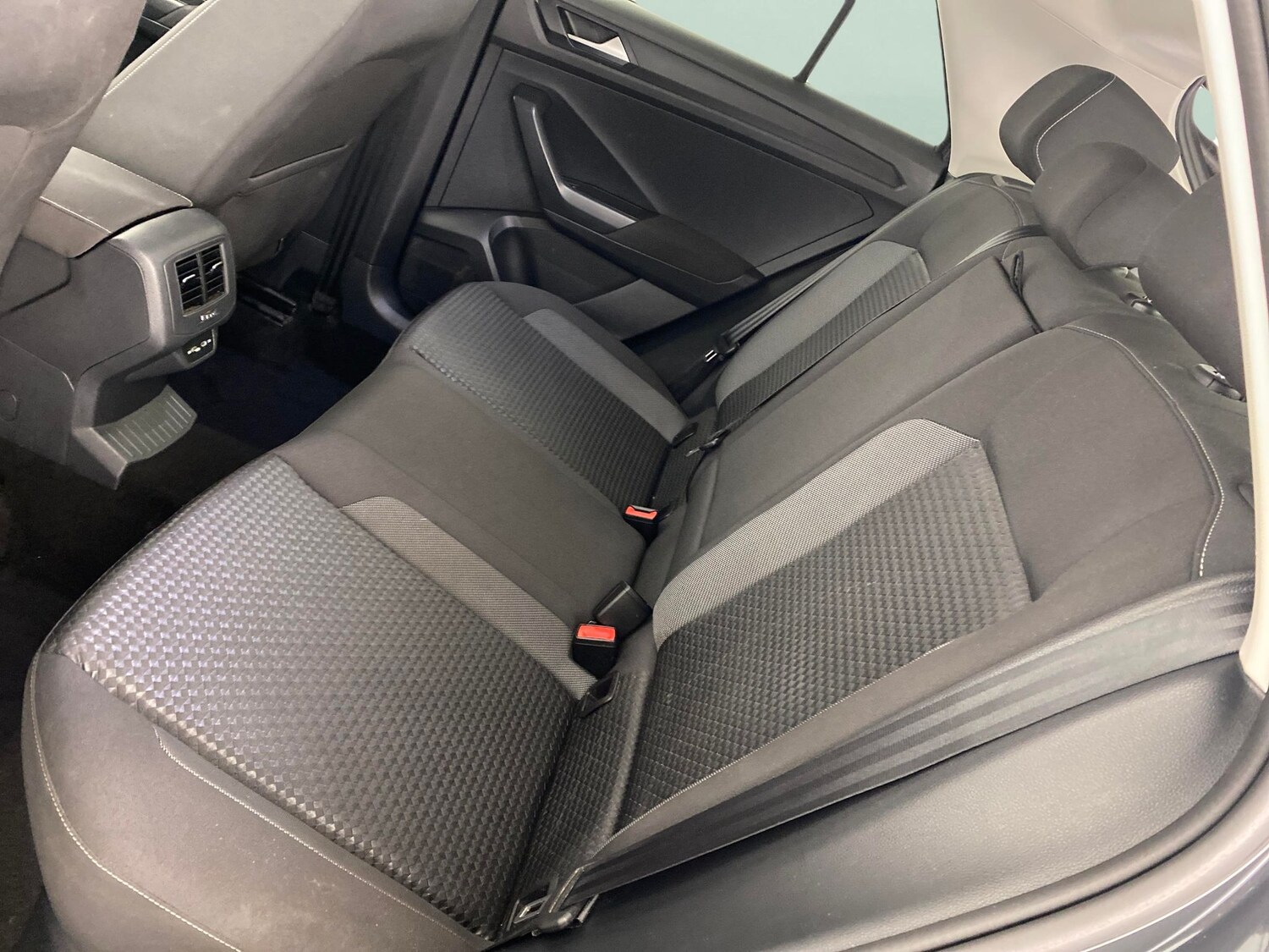 Used Volkswagen T-Roc 2021 for sale - 77743292: Photo 24