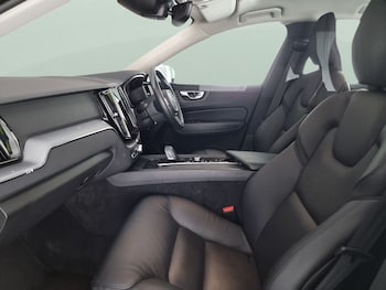 Used Volvo XC60 2021 for sale - 76180654: Photo 4