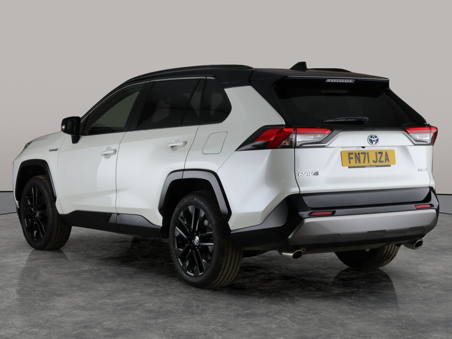 Used Toyota RAV4 2021 for sale - 76169904: Photo 14