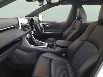 Used Toyota RAV4 2021 for sale - 76169904: Photo 4