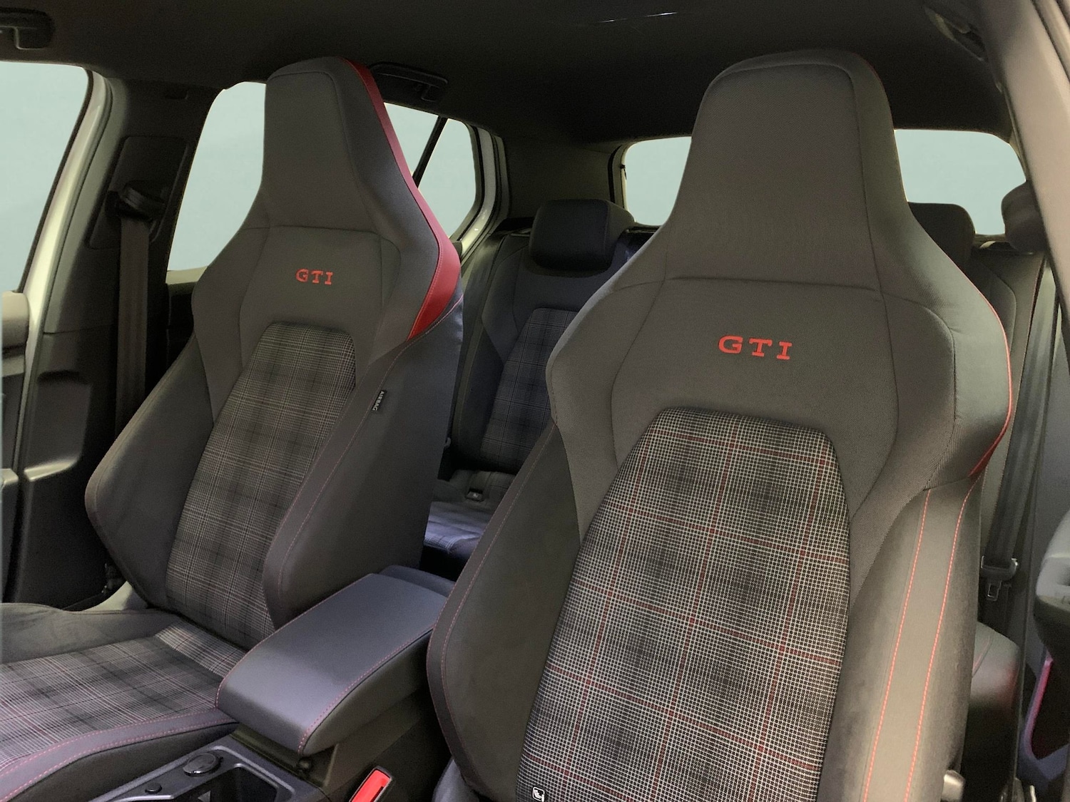 Used Volkswagen Golf 2023 for sale - 77058667: Photo 14