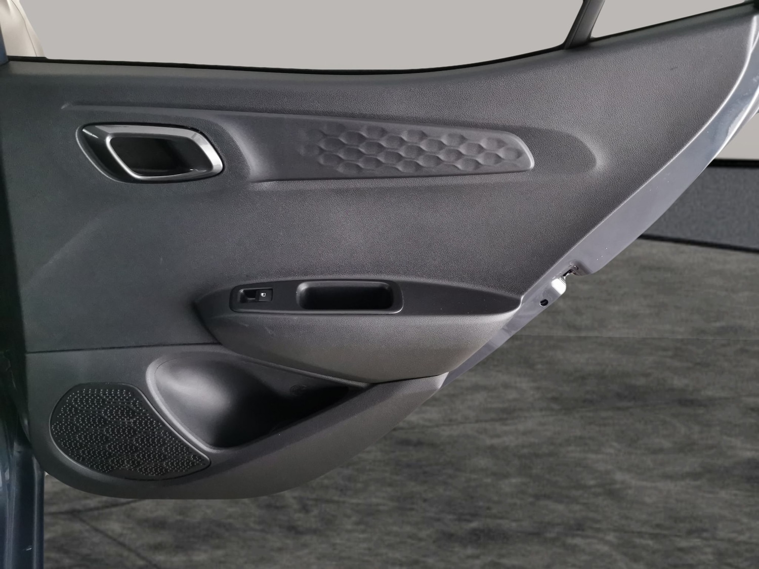 Used Hyundai i10 2023 for sale - 77244897: Photo 26