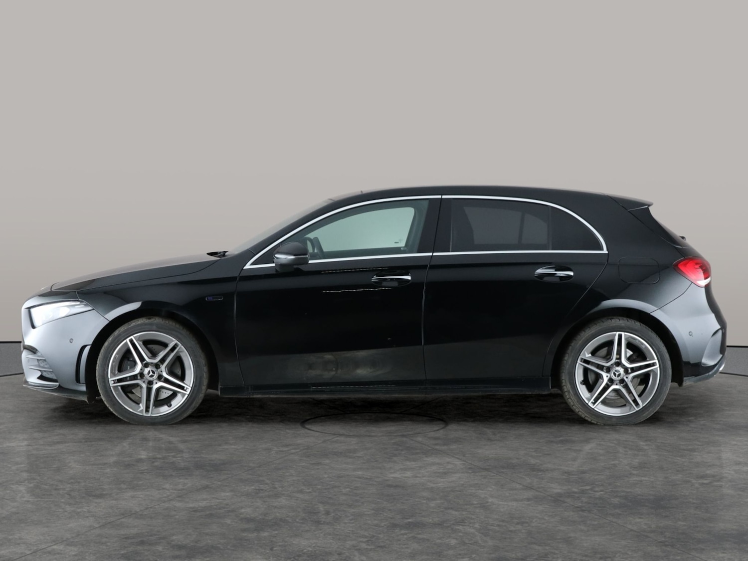 Used Mercedes-Benz A-Class 2021 for sale - 76875446: Photo 15