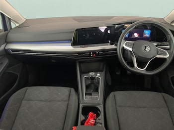 Used Volkswagen Golf 2021 for sale - 76668500: Photo