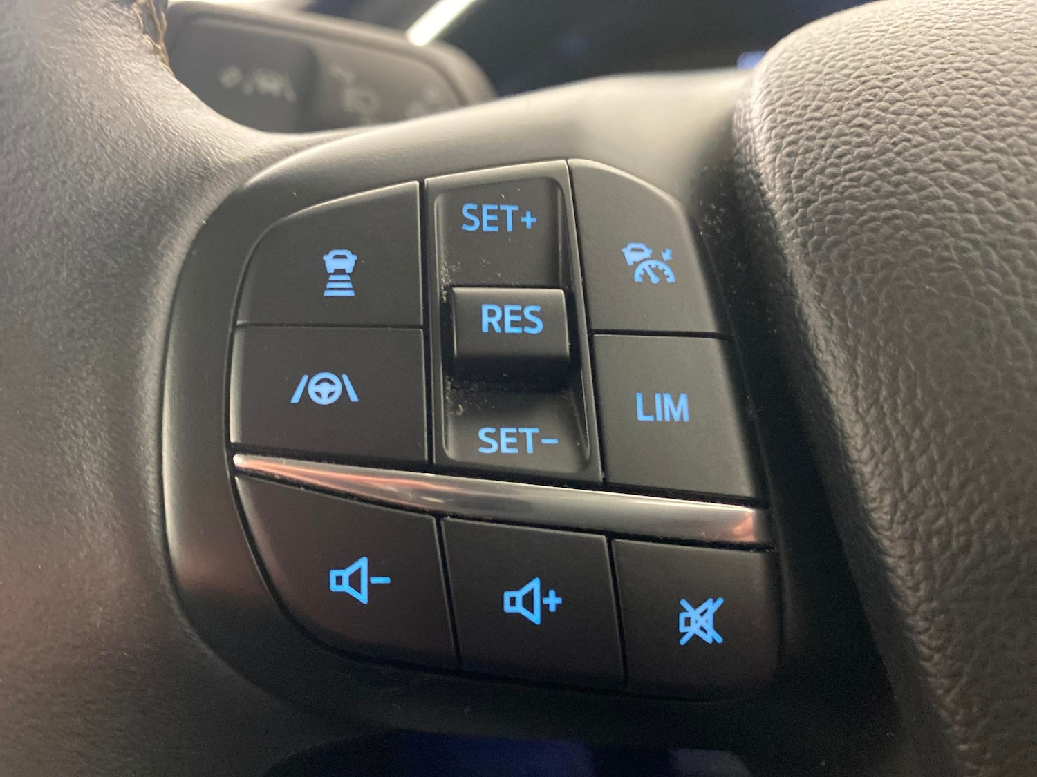 Used Ford Focus 2020 for sale - 77170934: Photo 19