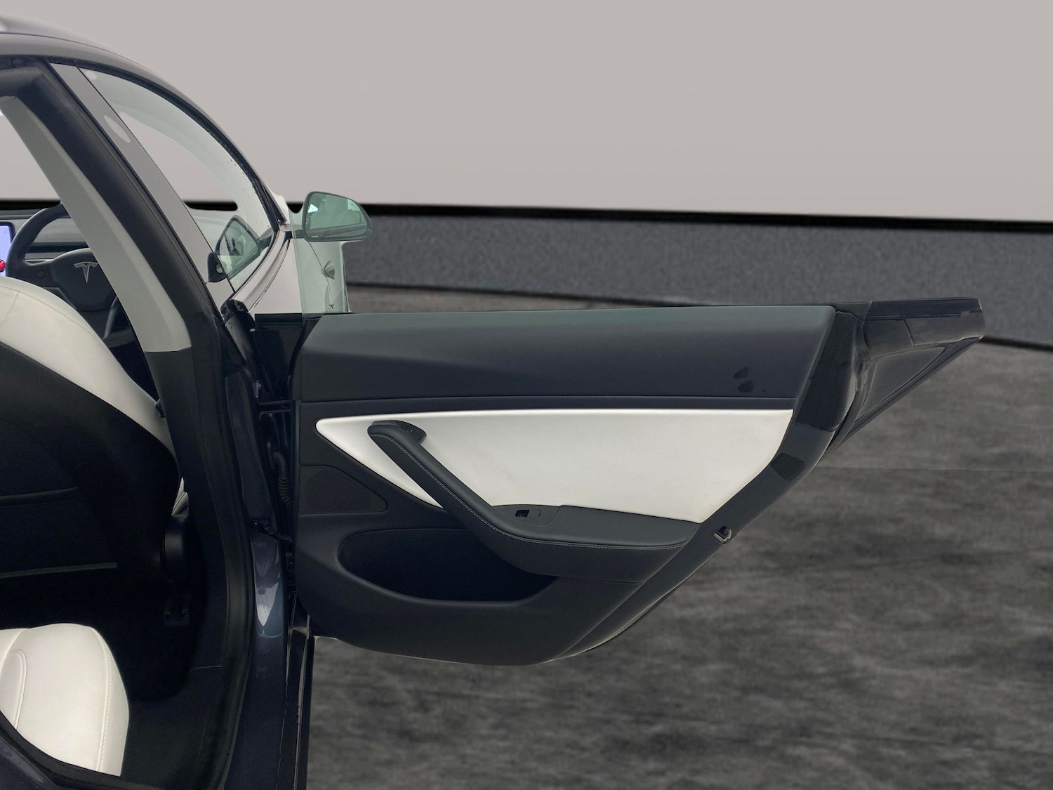 Used Tesla Model 3 2020 for sale - 77018643: Photo 24