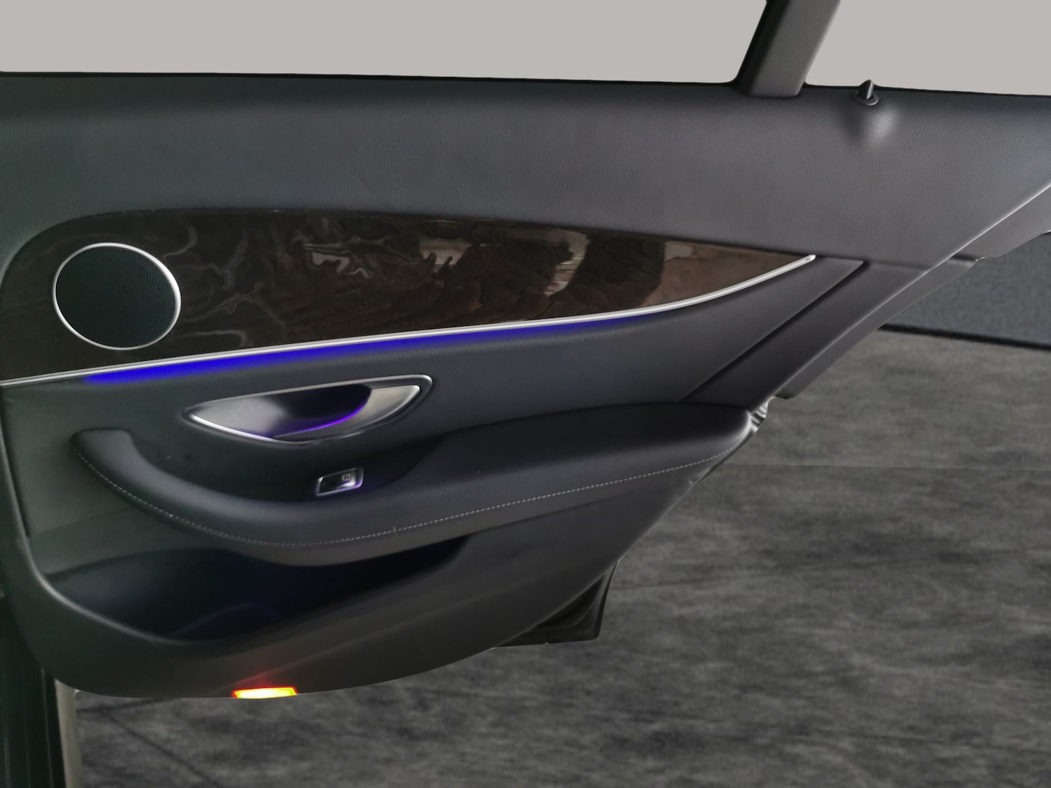 Used Mercedes-Benz E Class for sale - 76682149: Photo 35