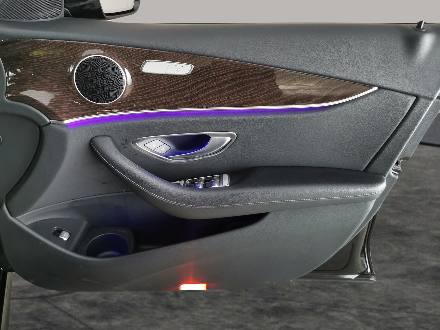 Used Mercedes-Benz E Class for sale - 76682149: Photo 36