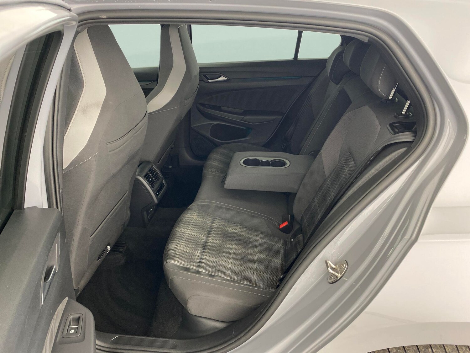 Used Volkswagen Golf 2024 for sale - 78107802: Photo 35