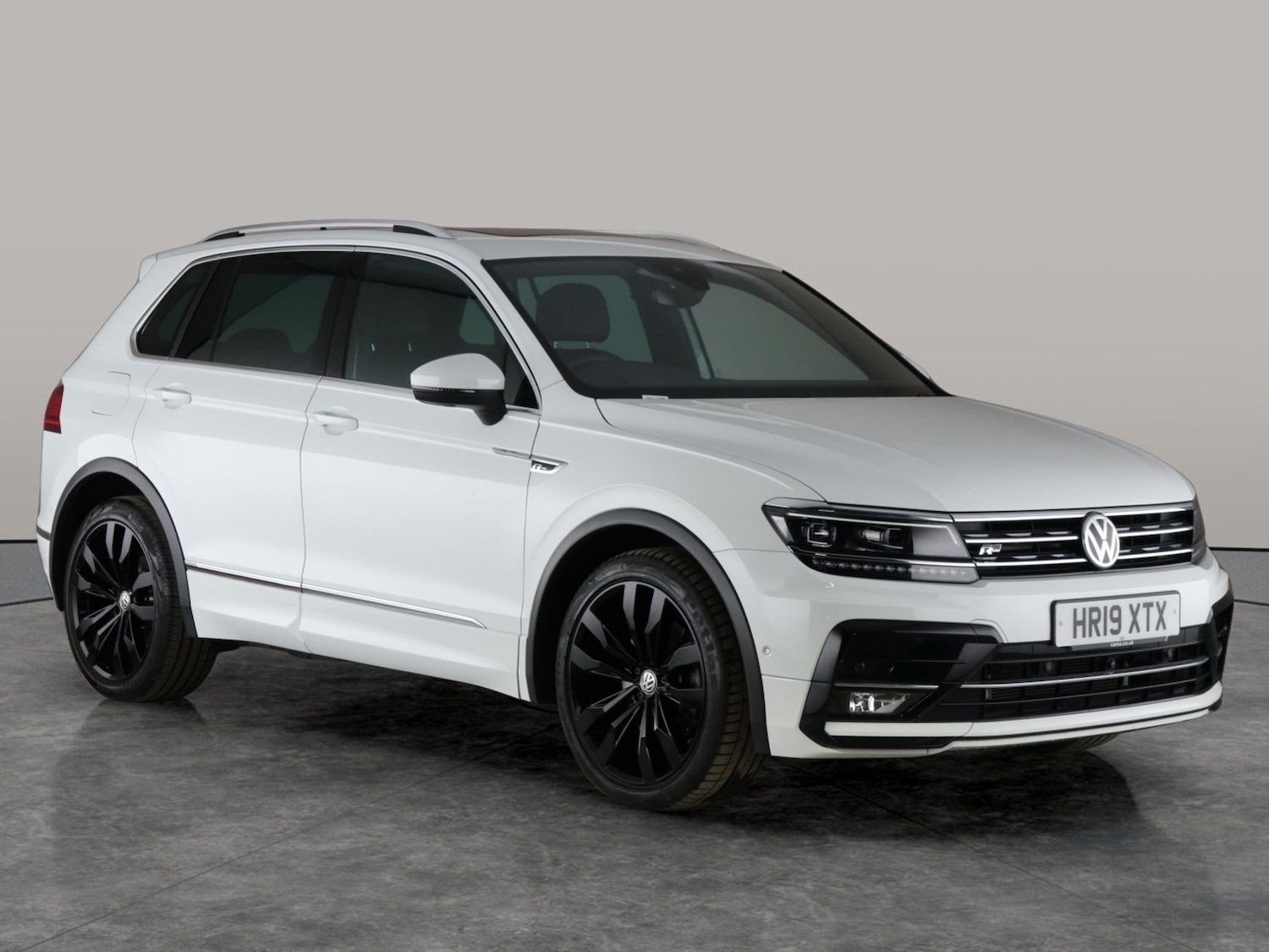 Used Volkswagen Tiguan 2019 for sale - 76128704: Photo 13