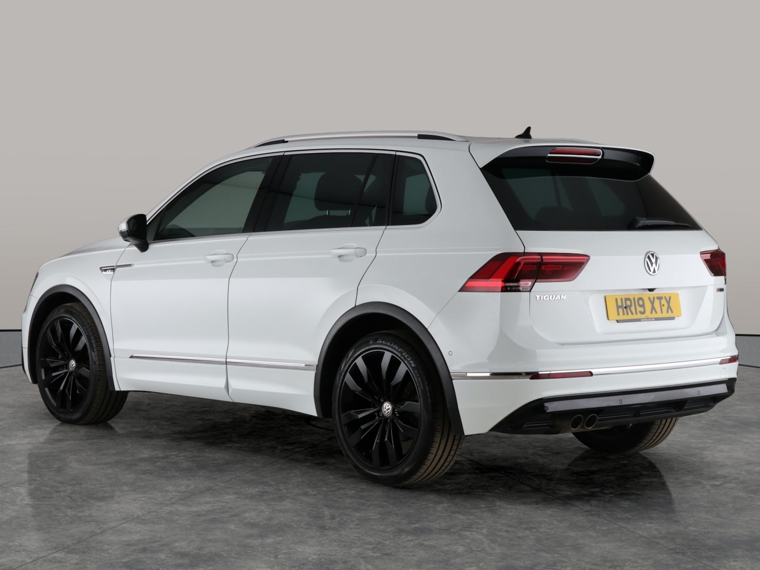Used Volkswagen Tiguan 2019 for sale - 76128704: Photo 18
