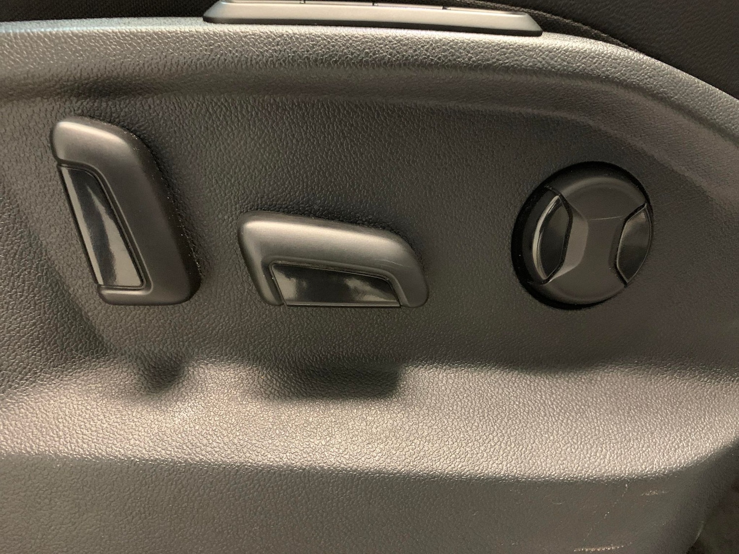 Used Volkswagen Tiguan 2019 for sale - 76128704: Photo 21