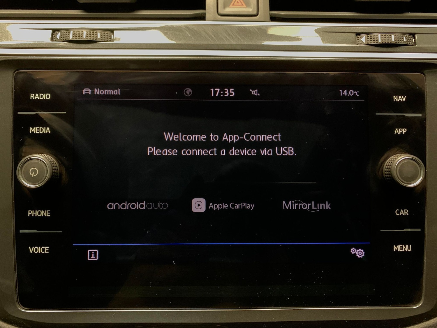 Used Volkswagen Tiguan 2019 for sale - 76128704: Photo 22