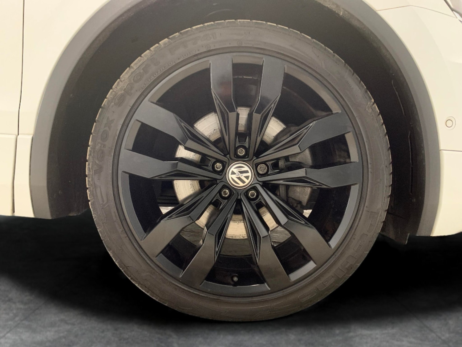Used Volkswagen Tiguan 2019 for sale - 76128704: Photo 34
