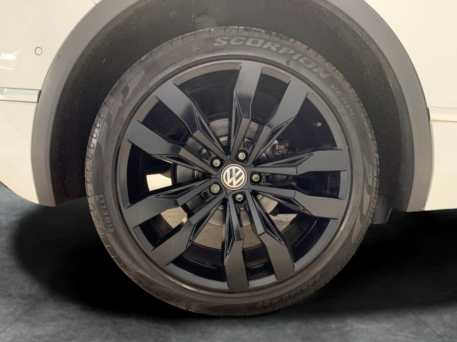Used Volkswagen Tiguan 2019 for sale - 76128704: Photo 36