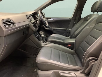 Used Volkswagen Tiguan 2019 for sale - 76128704: Photo 4