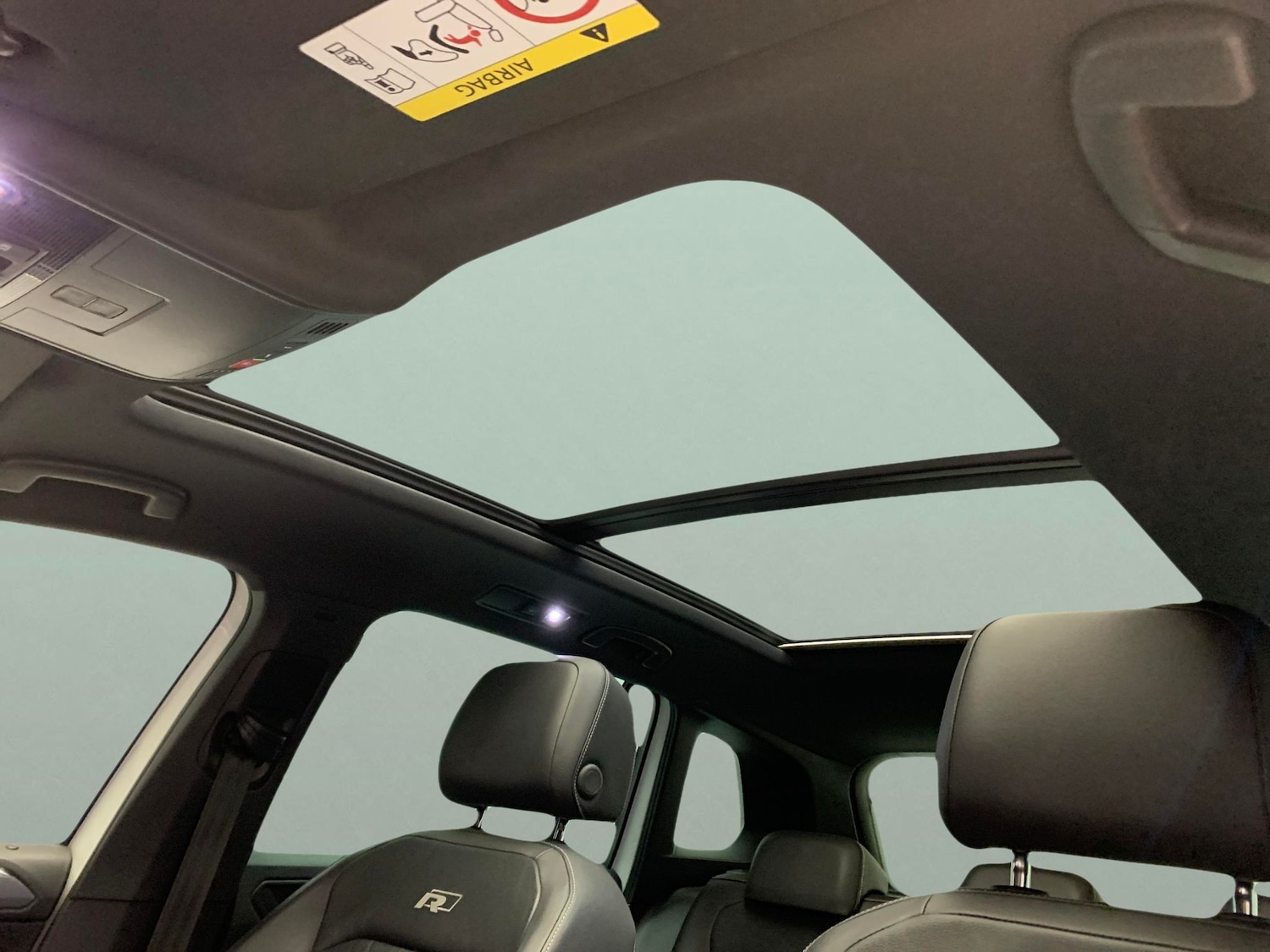 Used Volkswagen Tiguan 2019 for sale - 76128704: Photo 6