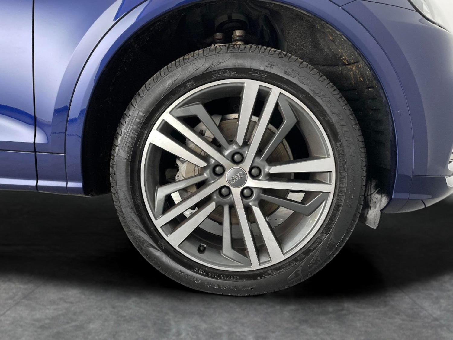 Used Audi Q5 2019 for sale - 76703946: Photo 29