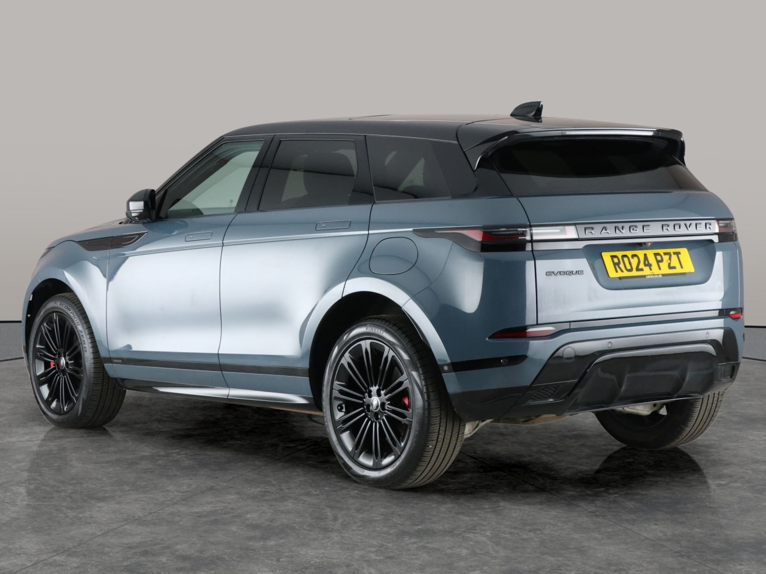 Used Land Rover Range Rover Evoque 2024 for sale - 76439636: Photo 16
