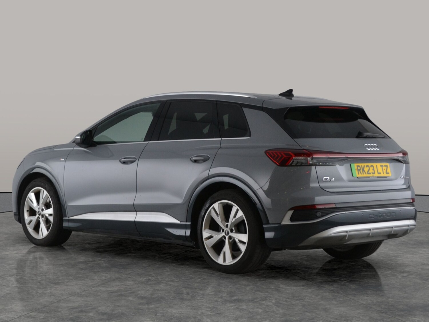 Used Audi Q4 e-tron 2023 for sale - 78144386: Photo 7