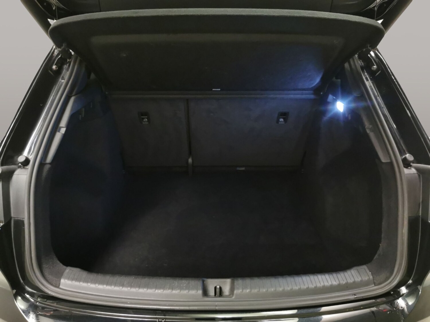 Used Audi Q4 e-tron 2023 for sale - 77911635: Photo 34