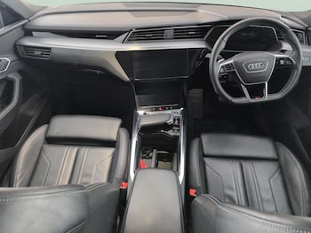 Used Audi e-tron 2022 for sale - 75375119: Photo