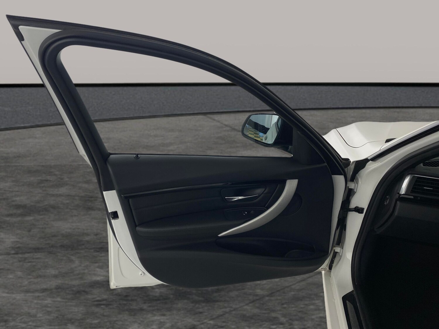 Used BMW 3 Series 2018 for sale - 77786613: Photo 23