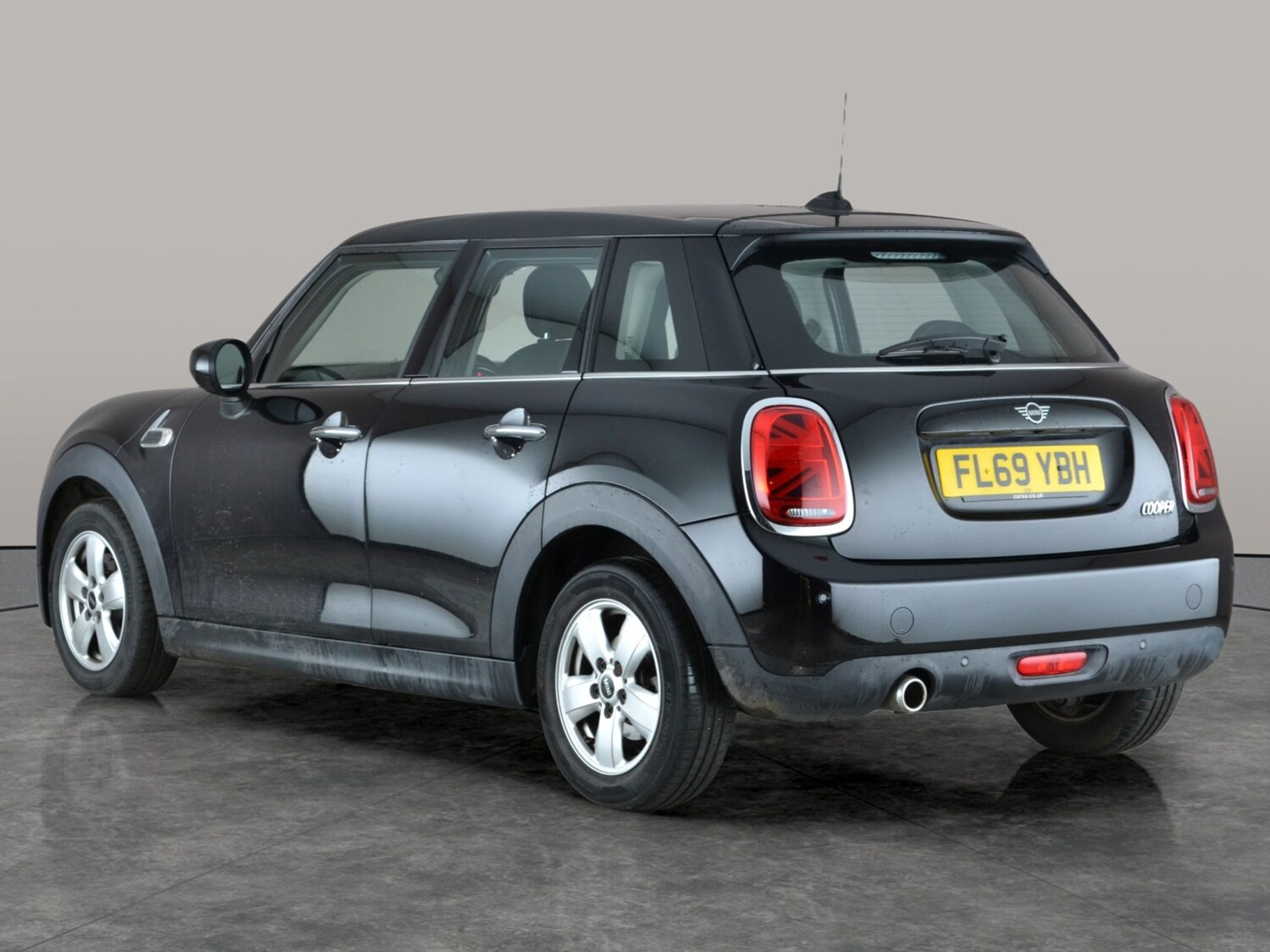 Used MINI Hatch 2019 for sale - 77600847: Photo 11