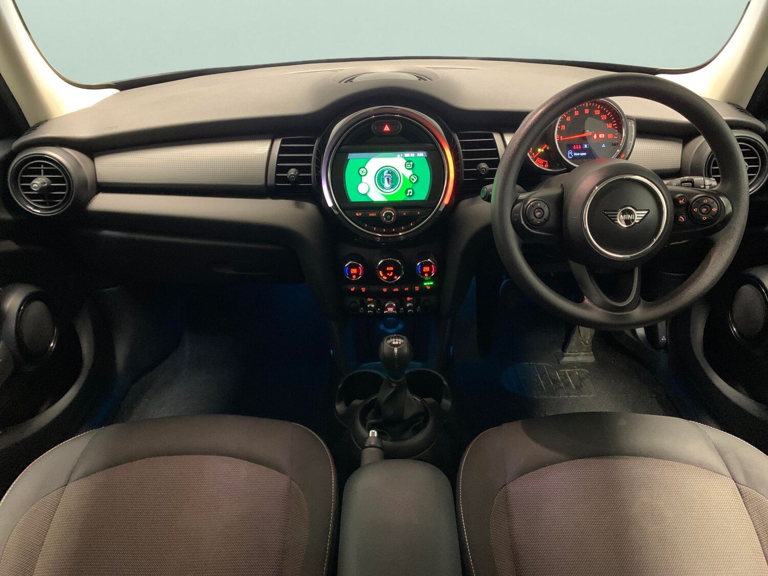 Used MINI Hatch 2019 for sale - 77600847: Photo 6