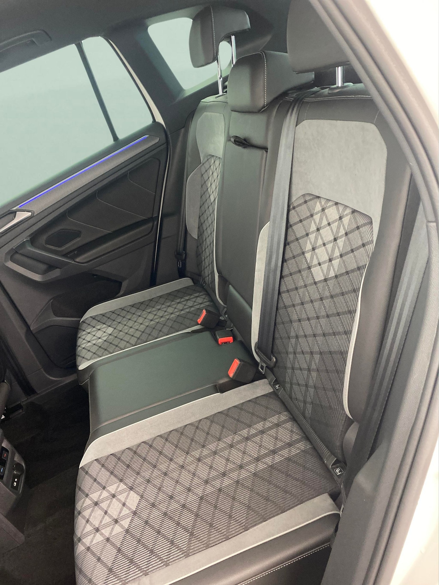 Used Volkswagen Tiguan 2021 for sale - 76322829: Photo 43