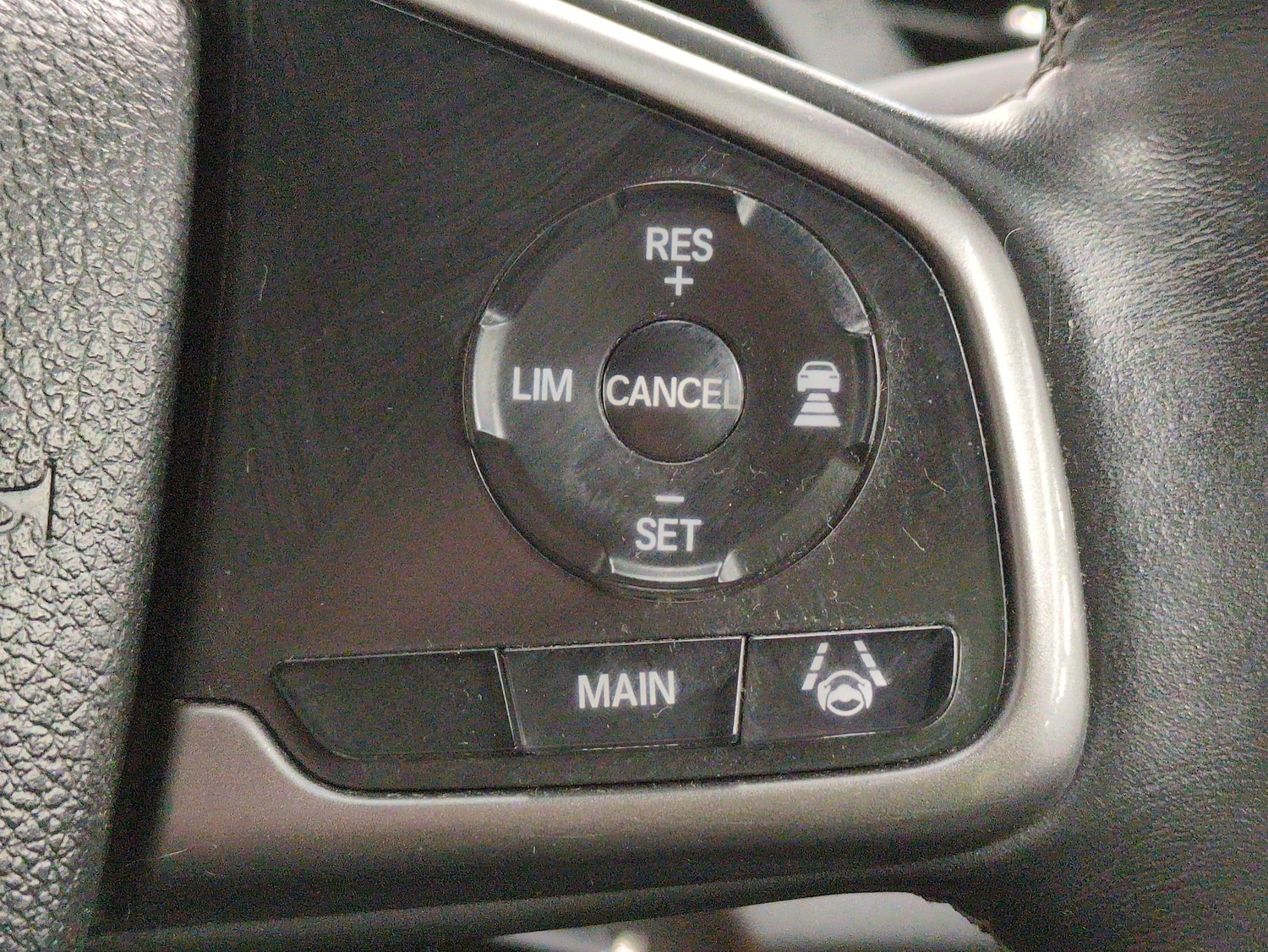 Used Honda Civic 2018 for sale - 76670016: Photo 18