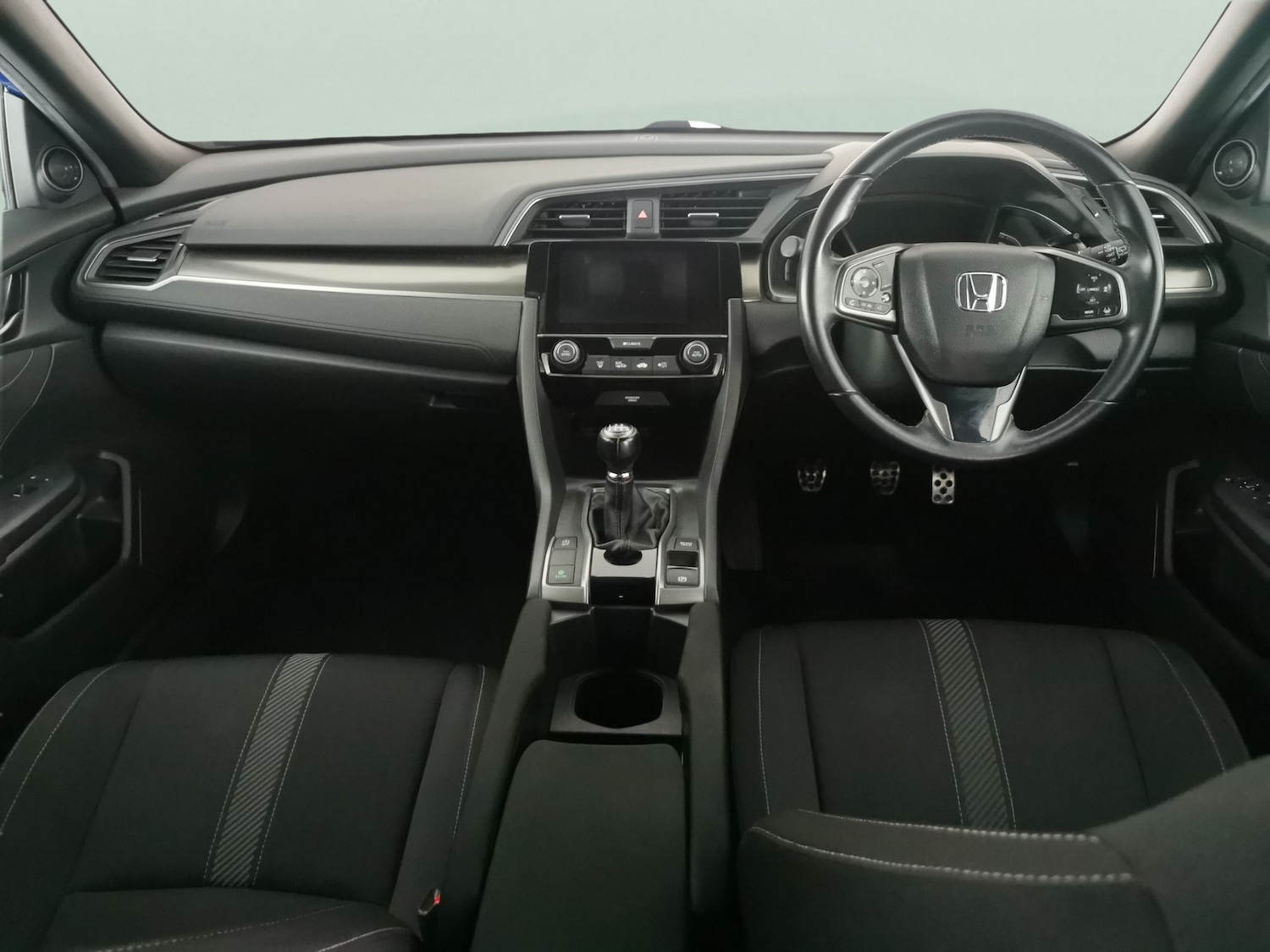 Used Honda Civic 2018 for sale - 76670016: Photo 7
