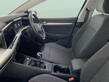 Used Volkswagen Golf 2022 for sale - 76413111: Photo