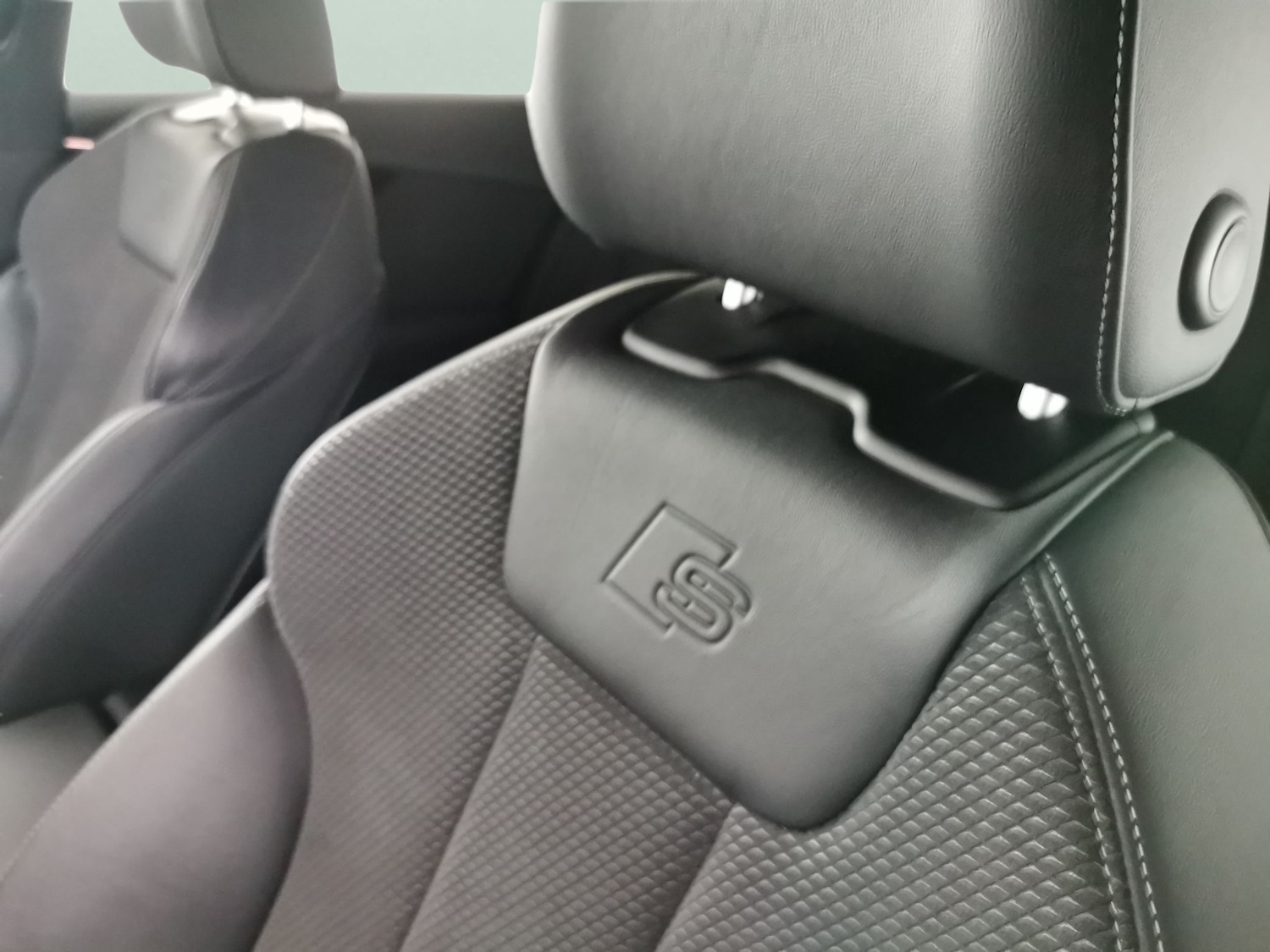 Used Audi A4 2021 for sale - 76980592: Photo 17