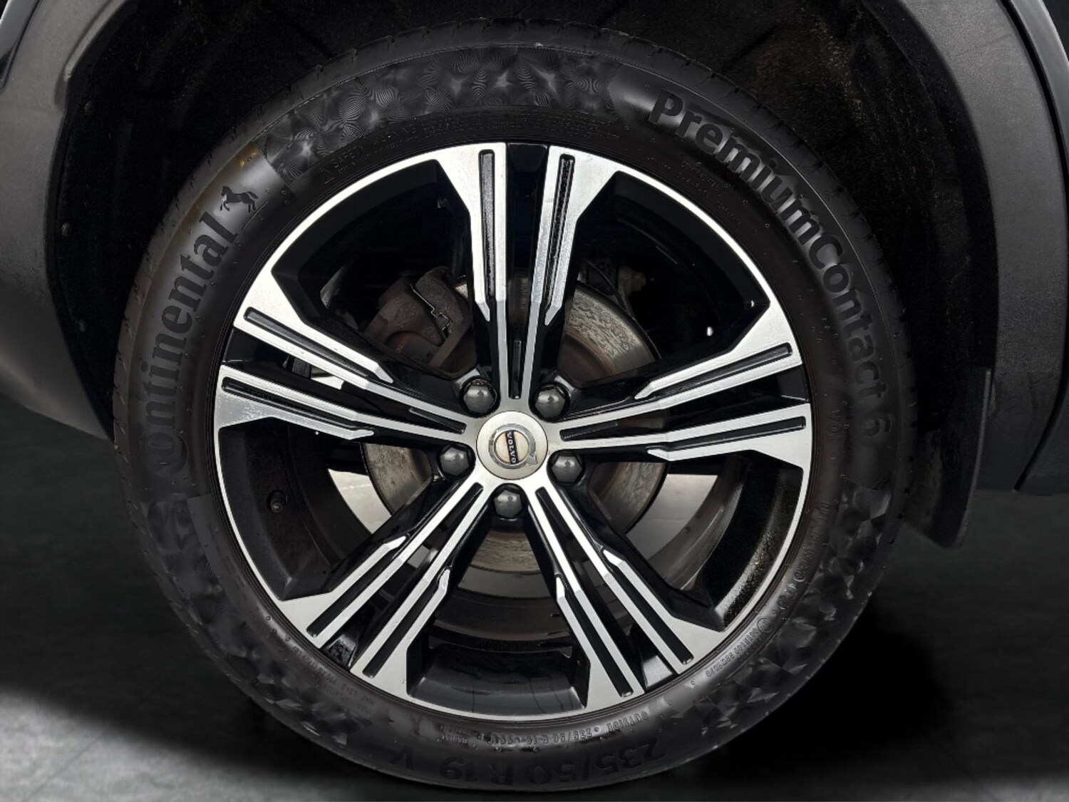 Used Volvo XC40 2020 for sale - 76915386: Photo 33